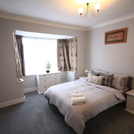 The Uxbridge House Villa Luaran gambar